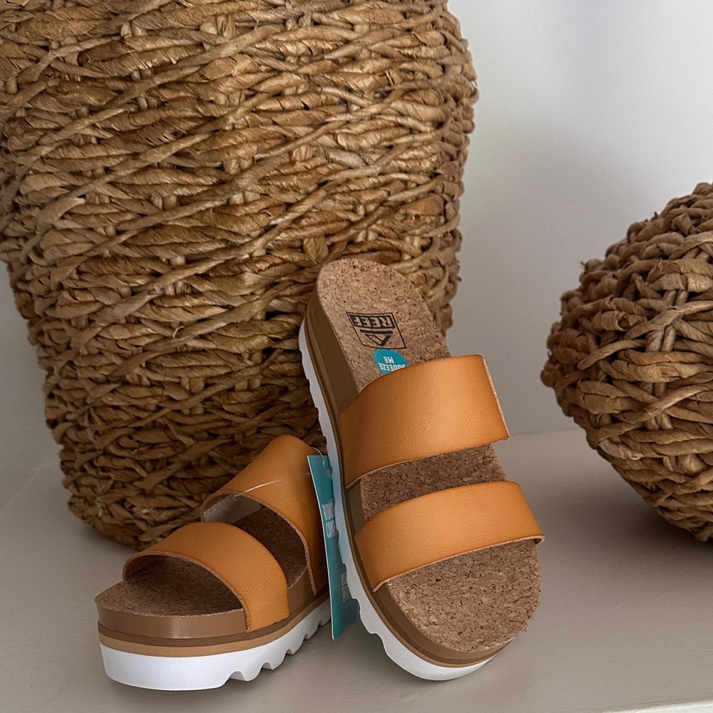 Reef Cushion Vista Hi Women's Sandals